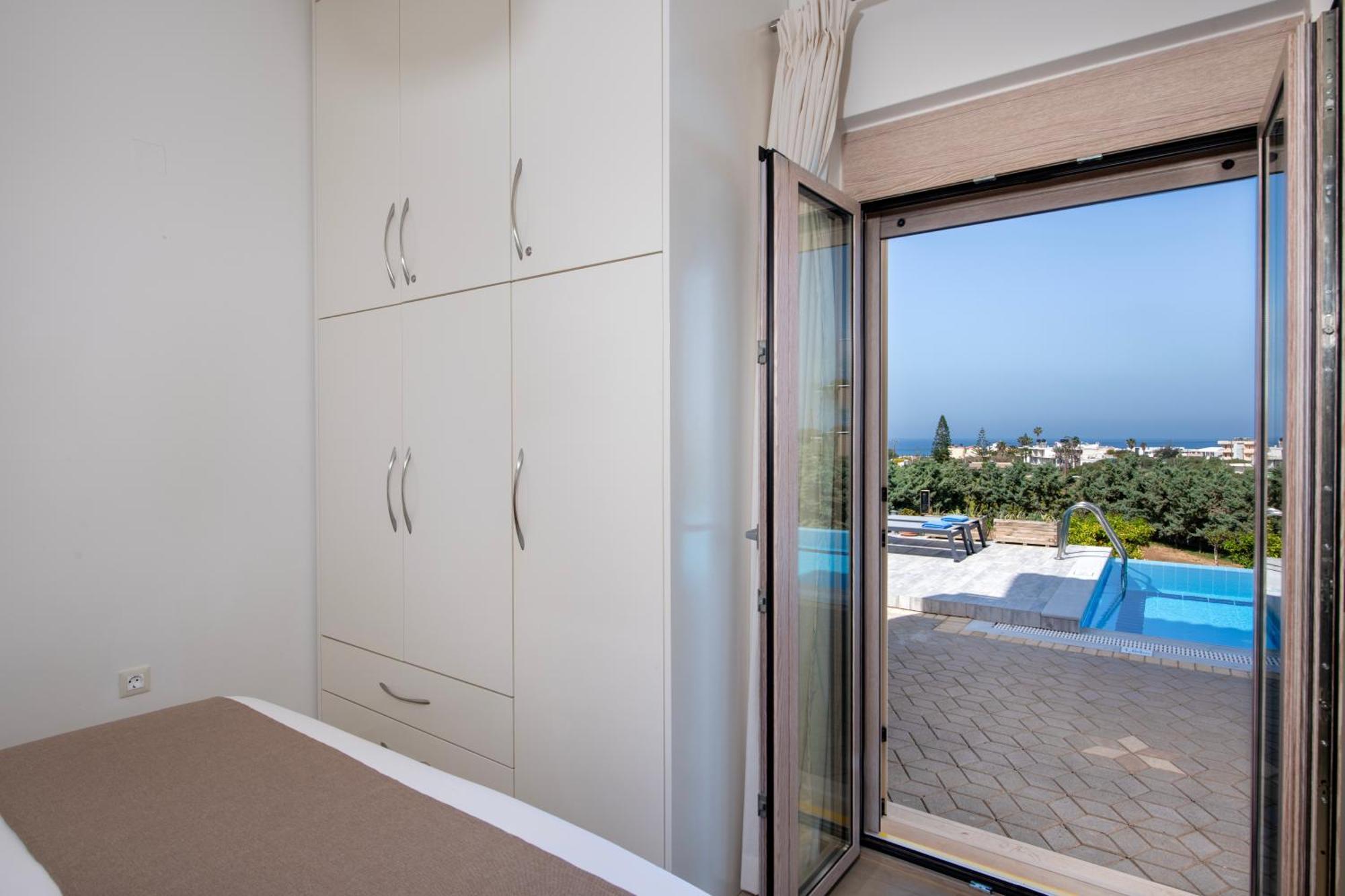 Four Seasons Private Villa - Seaview - Big Heated Pool - Gym - Sport Activities Goúvai Luaran gambar